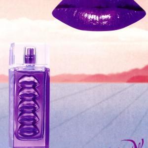 Purplelips by Salvador Dali - Parfum Gallerie